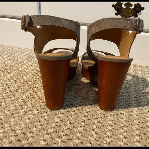 Women’s Lucky Brand Wedges - Picture 3 of 7